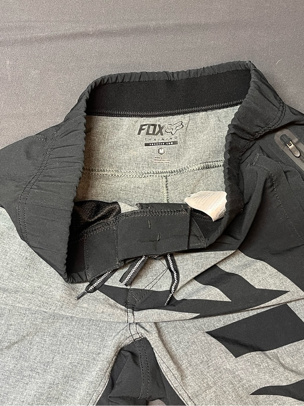 Fox Men’s Black and Gray Athletic Shorts - Picture 2 of 9